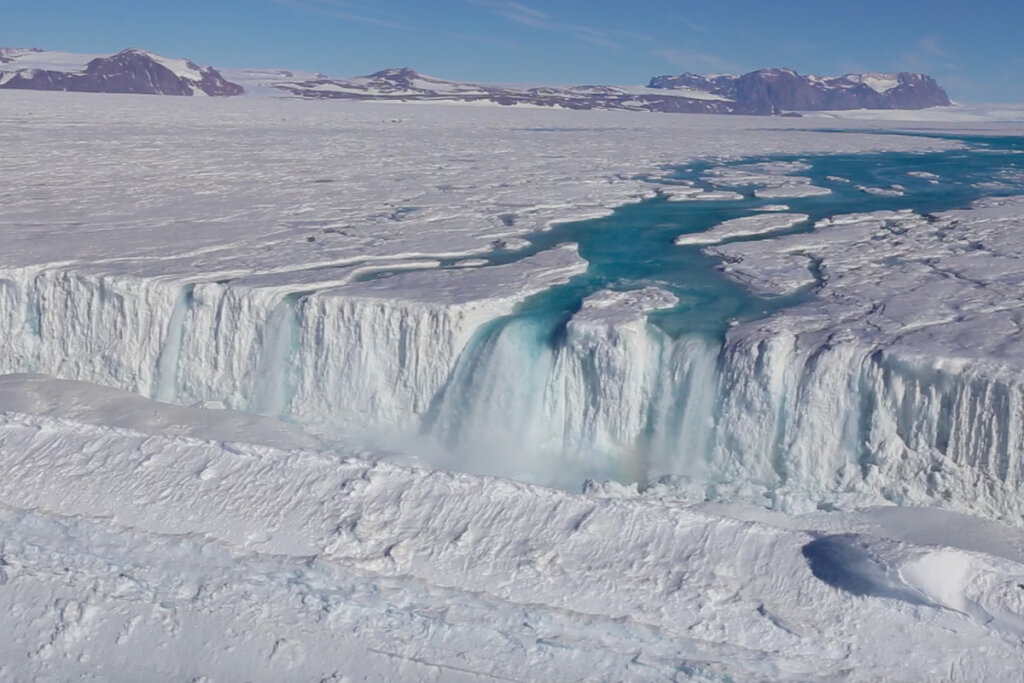 Melting Antarctic Glaciers 14