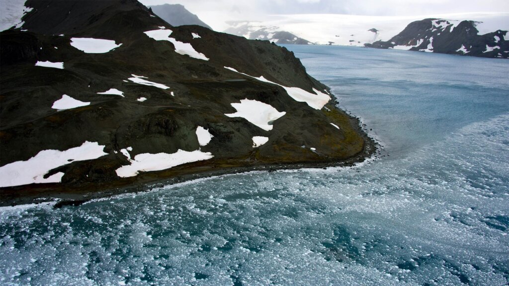 Melting Antarctic Glaciers 34