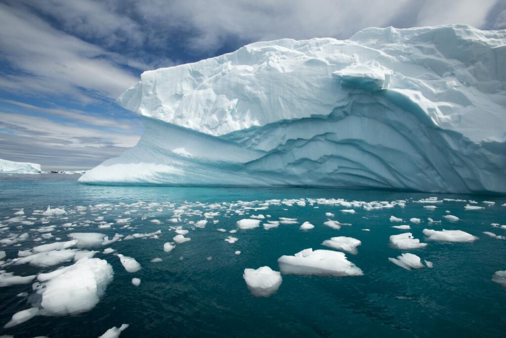 Melting Antarctic Glaciers 4