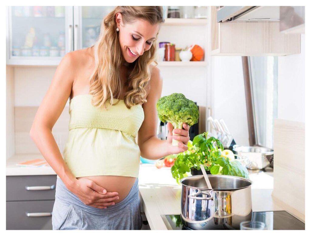 Pregnant Food 32