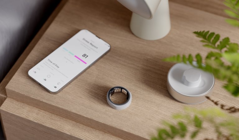 The Founder of Tinder Is Developing Rings That Show Our Mood