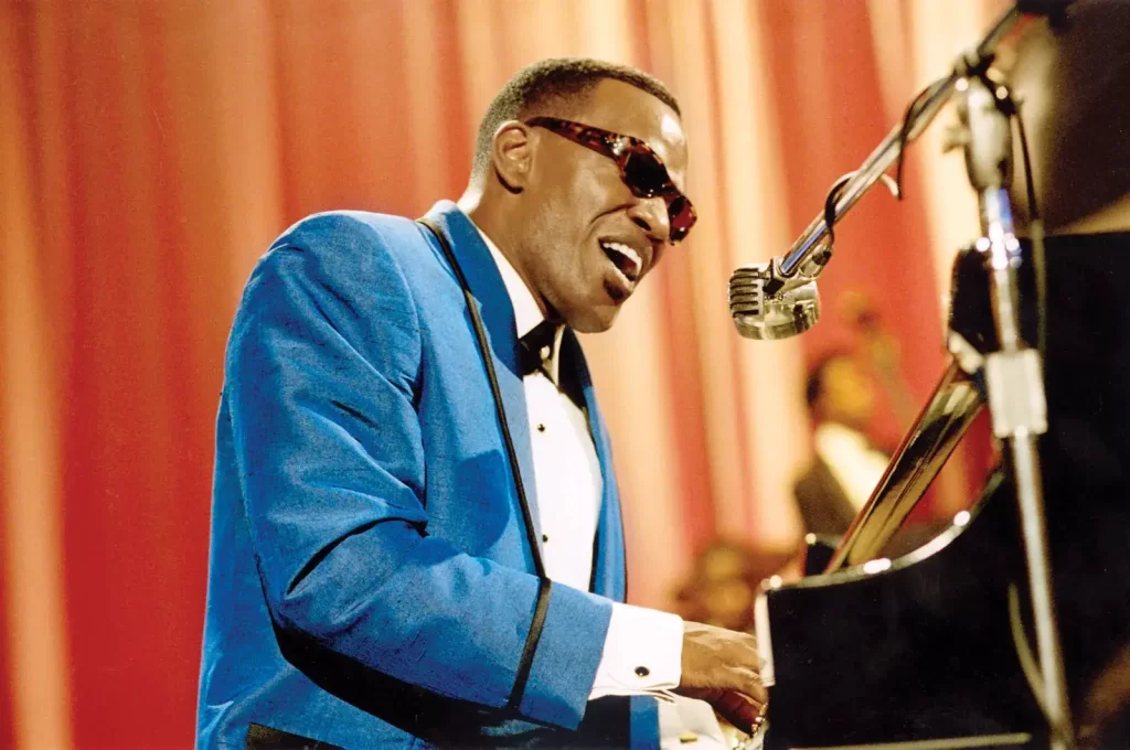 jamie foxx as ray charles in ray