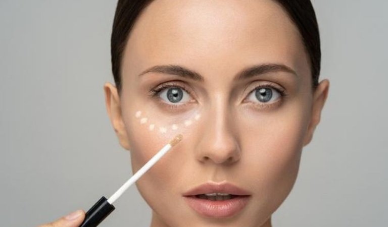 Gather, We explain! The 8 Most Accurate Ways to Apply Under-Eye Concealer