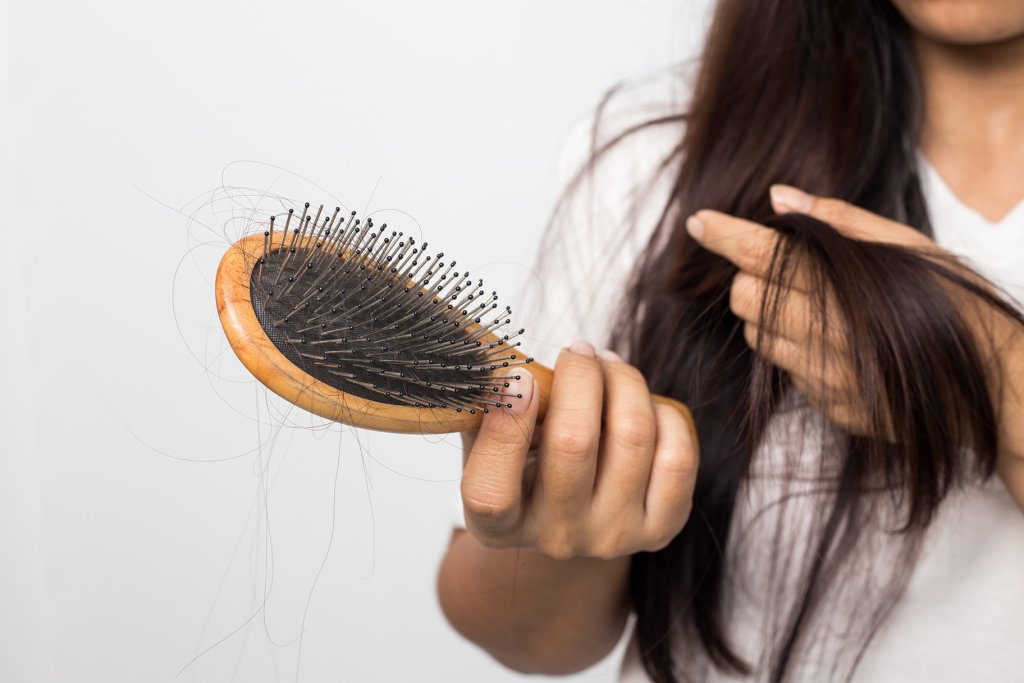 Ways to Prevent Premature Hair Whitening3